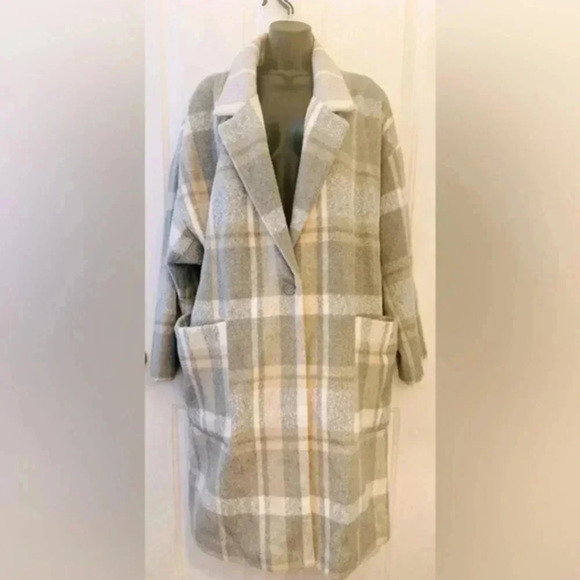 Women’s Plaid Peacoat - Picture 1 of 6